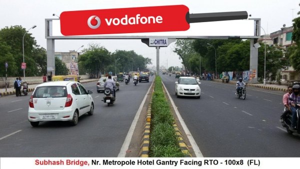 Road gantry, Vodafone